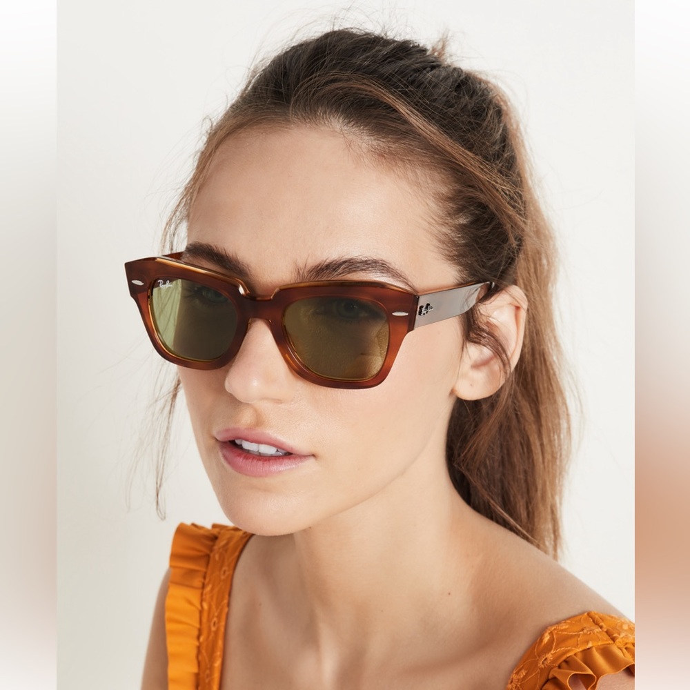 Ray-Bans Icons Wayfarers Sunglasses